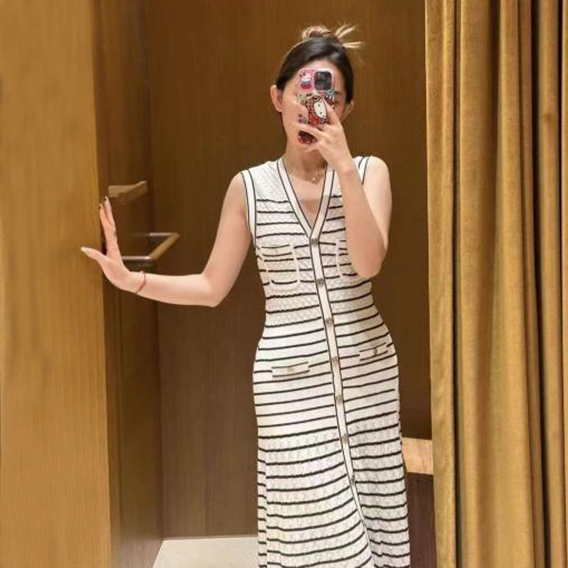 V-Neck Sleeveless Long Knit Striped Dress Set